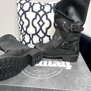 COOLWAY ~ MC Boots ~ Size 10 ~ Never worn
